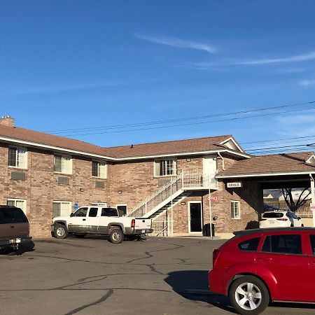 Ameri-Stay Inn & Suites Clearfield Luaran gambar