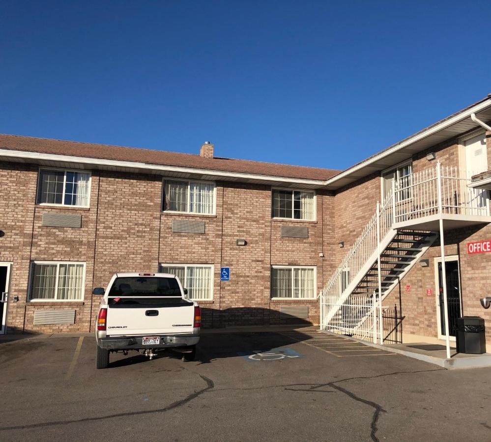Ameri-Stay Inn & Suites Clearfield Luaran gambar