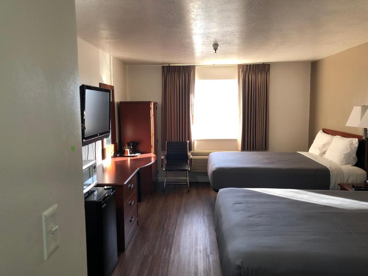 Ameri-Stay Inn & Suites Clearfield Luaran gambar