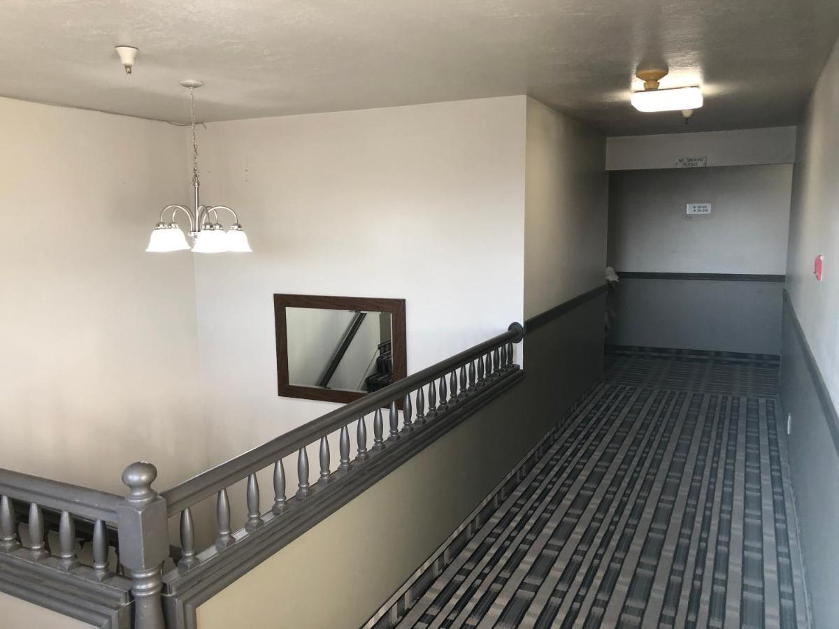 Ameri-Stay Inn & Suites Clearfield Luaran gambar