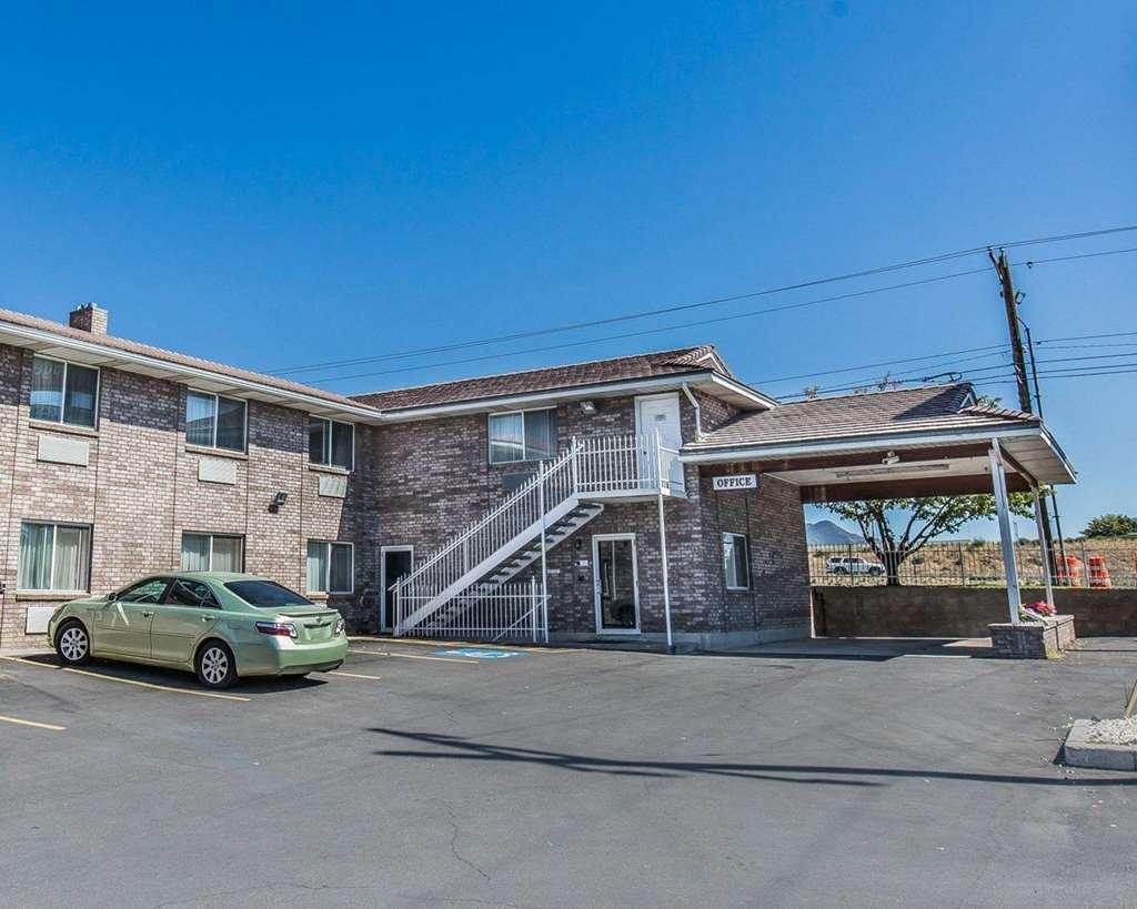 Ameri-Stay Inn & Suites Clearfield Luaran gambar