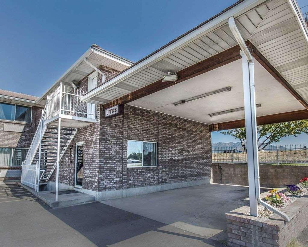 Ameri-Stay Inn & Suites Clearfield Luaran gambar